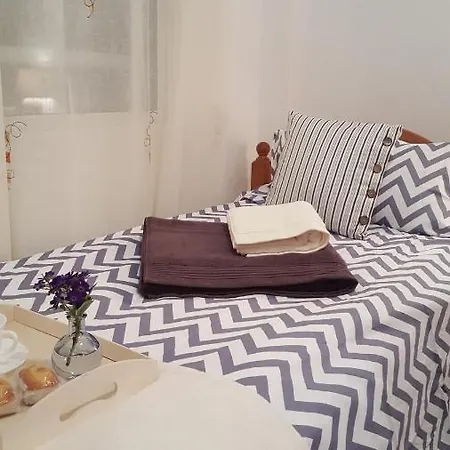 Bed+breakfast ホームステイ サンタ・ポラ